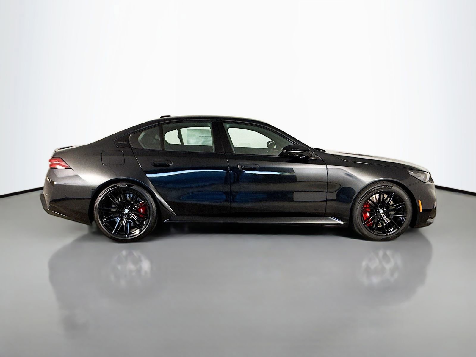 New 2026 BMW M5 w/ Executive Package AWD/4WD image 8