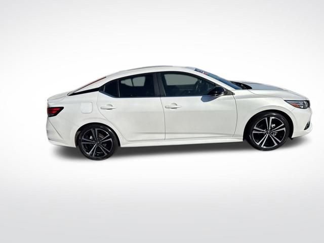 Used 2022 Nissan Sentra SR w/ Electronics Package image 6
