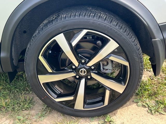 Certified 2022 Nissan Rogue Sport SL AWD/4WD image 23