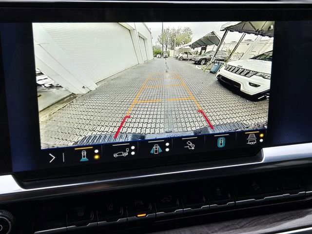Used 2024 Chevrolet Silverado 2500 LTZ w/ LTZ Plus Package image 23