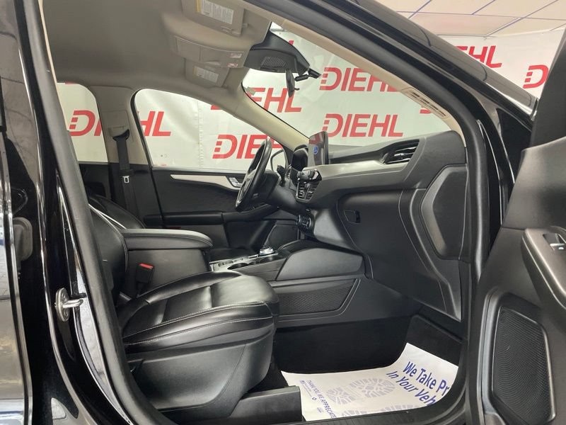 Used 2020 Ford Escape SEL FWD image 13