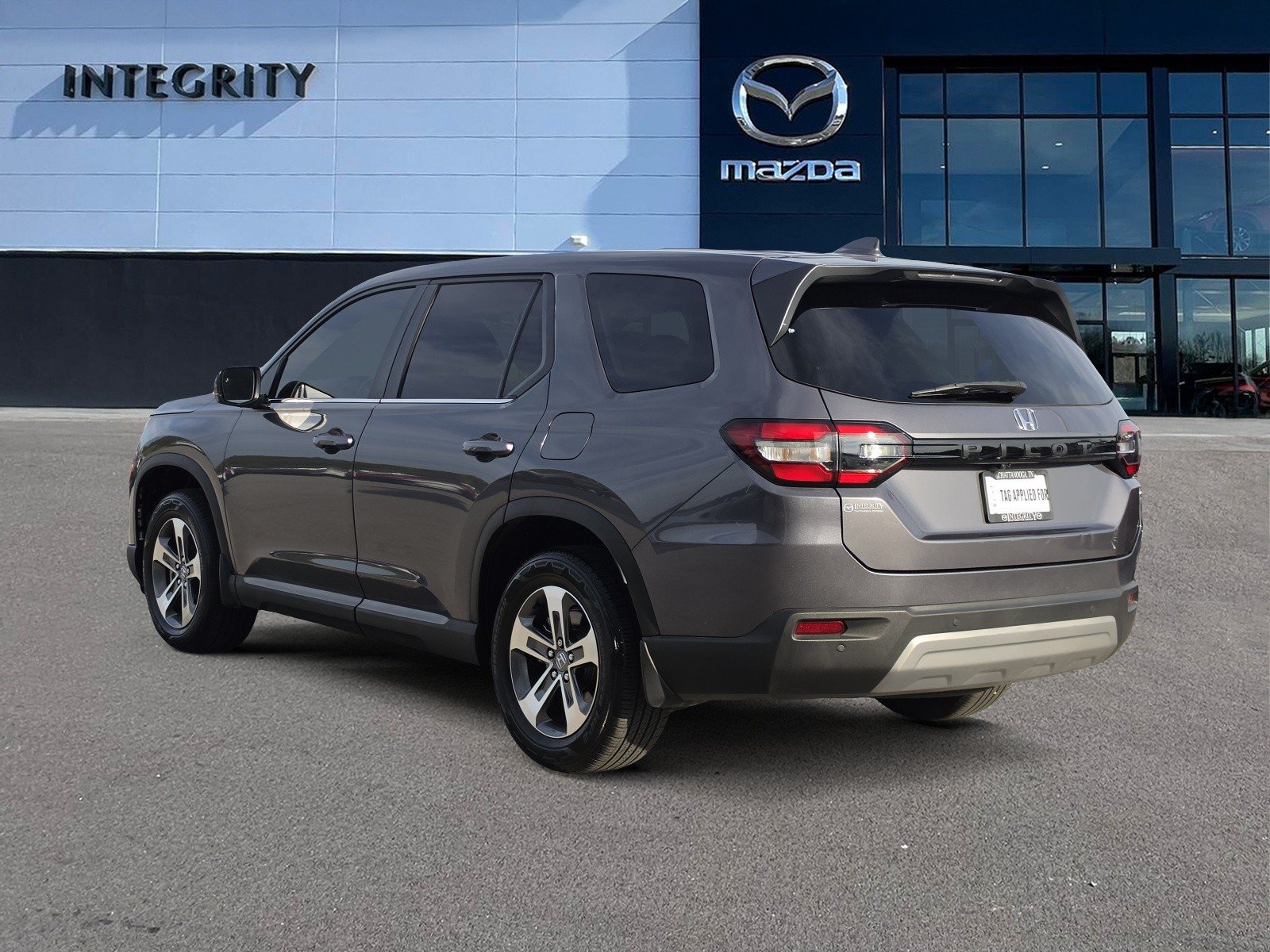Used 2025 Honda Pilot EX-L image 4
