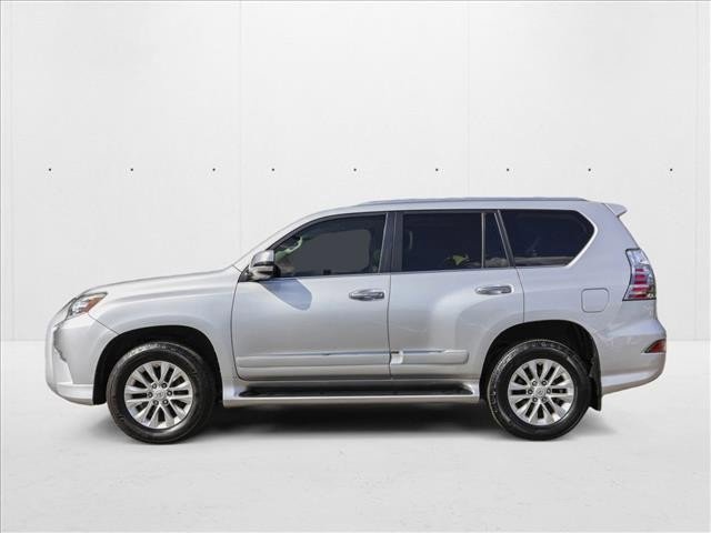 Used 2016 Lexus GX 460 image 8