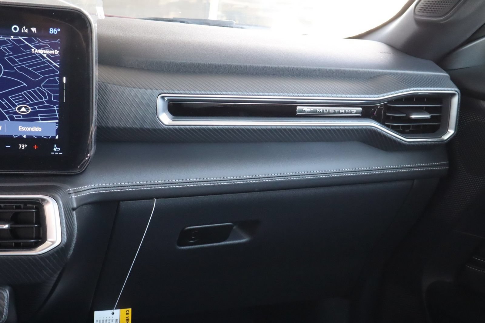 Used 2025 Ford Mustang Premium RWD image 32