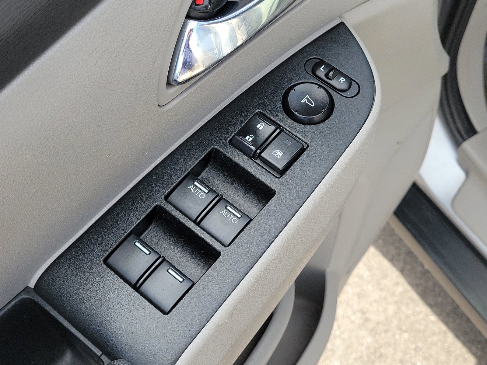 Used 2016 Honda Odyssey EX-L image 14