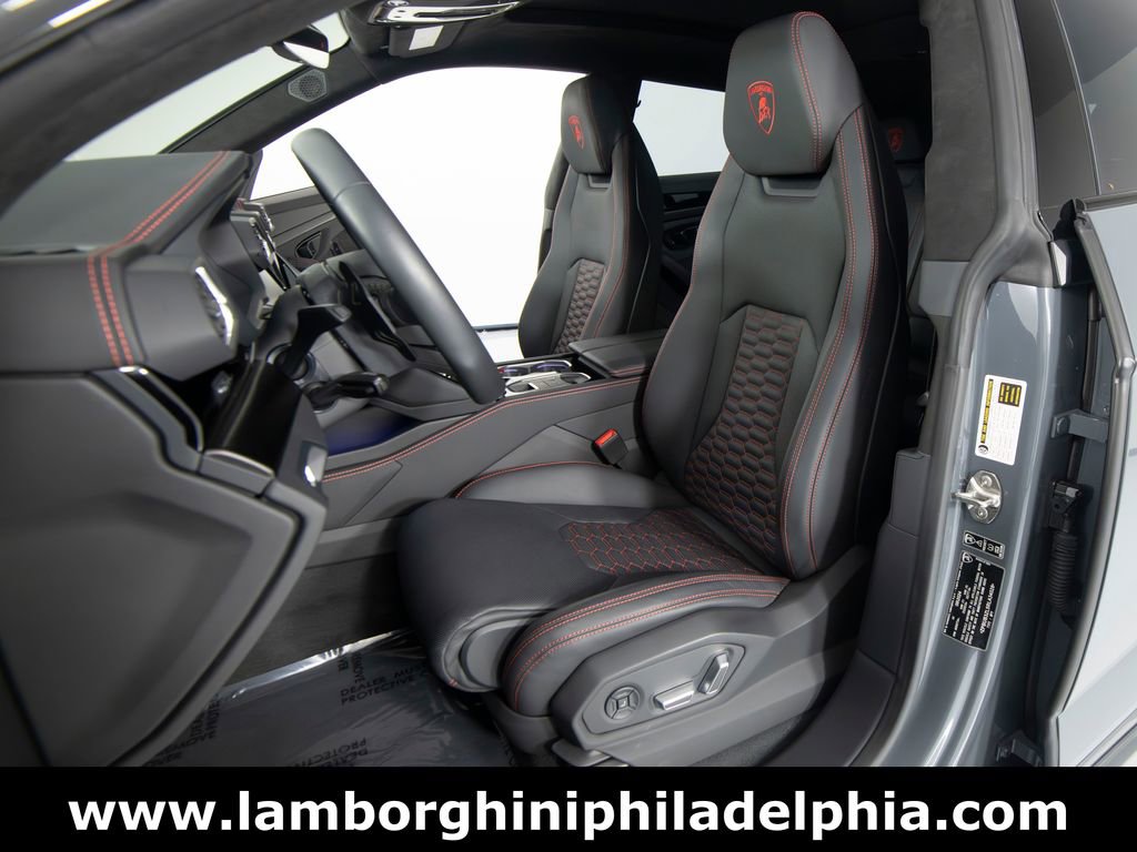 Used 2024 Lamborghini Urus S AWD/4WD image 38