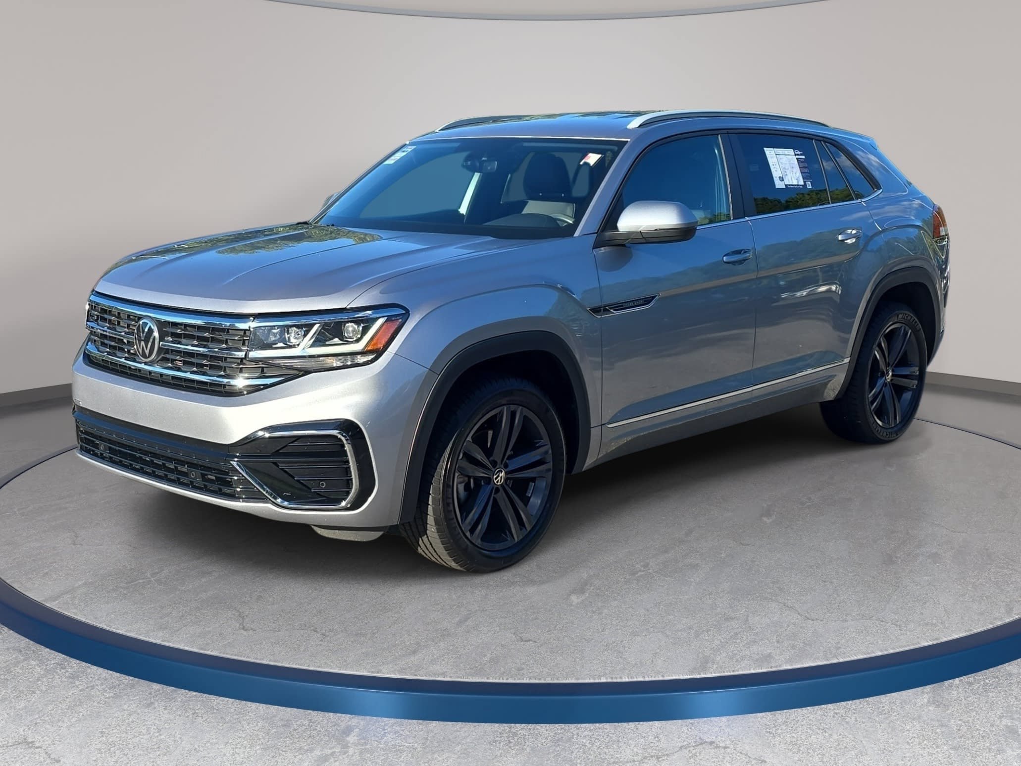 Used 2020 Volkswagen Atlas Cross Sport SE w/ Towing Package AWD/4WD image 1