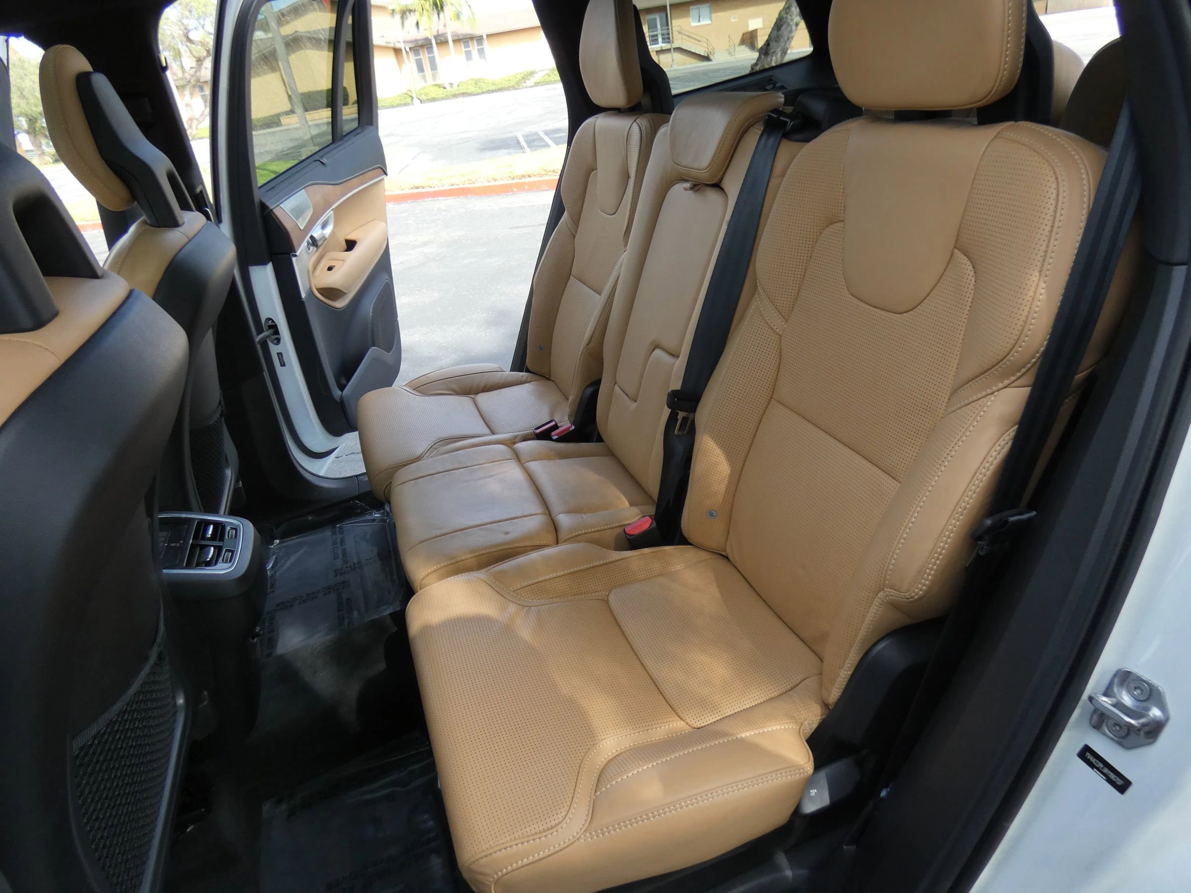 Used 2017 Volvo XC90 T6 Inscription w/ Vision Package image 58