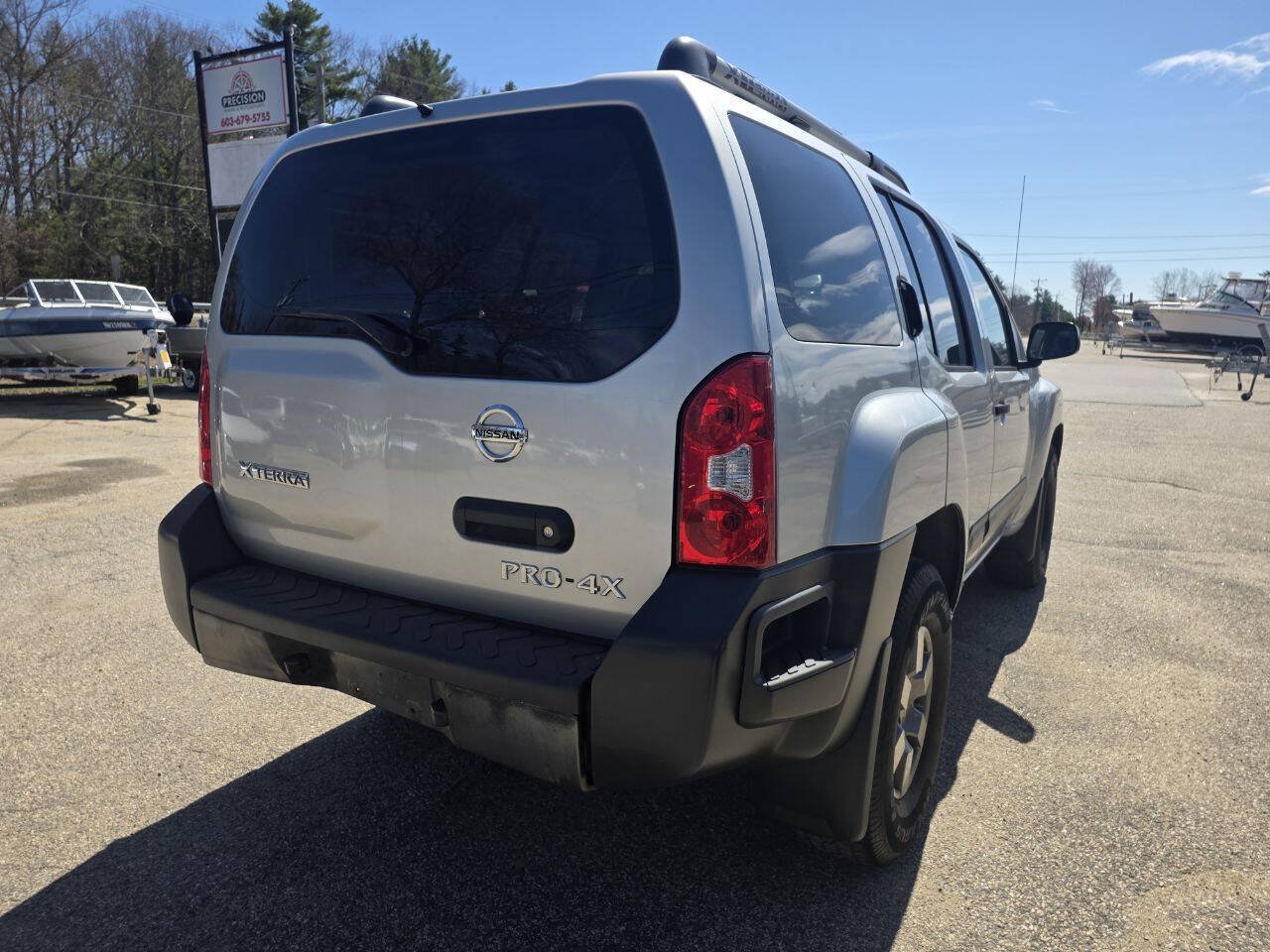 Used 2011 Nissan Xterra PRO-4X w/ Pro-4x Leather Pkg AWD/4WD image 9