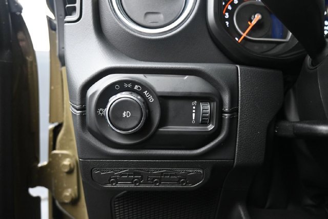 New 2026 Jeep Wrangler Unlimited Sahara AWD/4WD image 15
