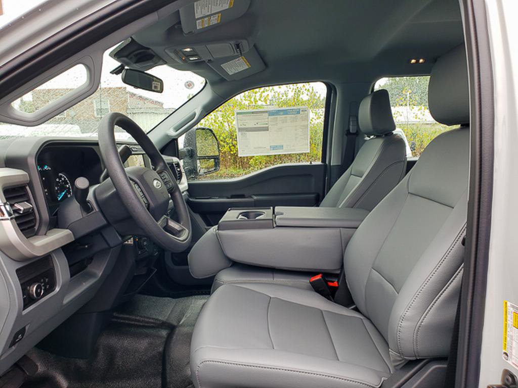 New 2026 Ford F350 XL w/ XL Off-Road Package image 7