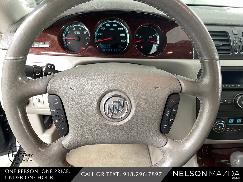 Used 2011 Buick Lucerne CXL image 23