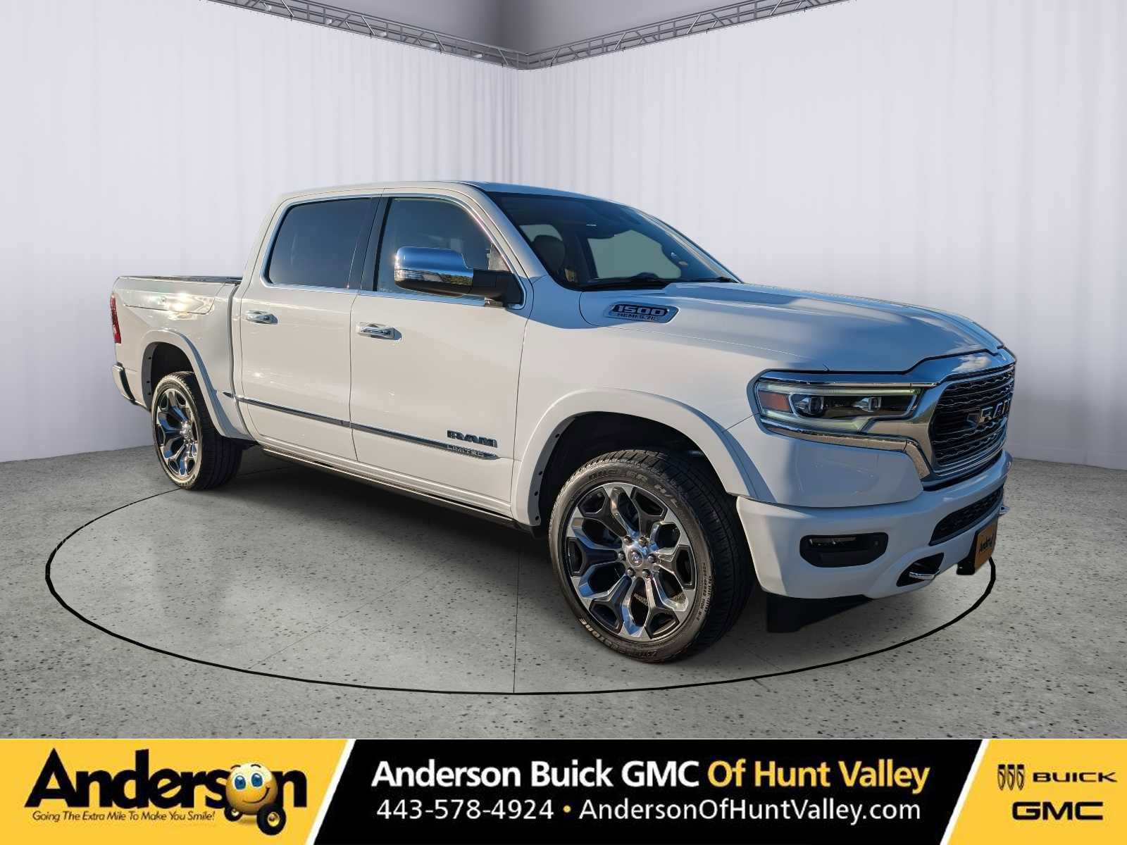 Used 2020 RAM 1500 Limited image 1