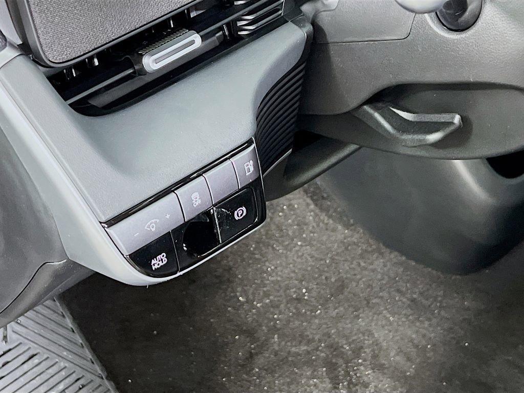 New 2026 Hyundai Ioniq 5 SE AWD/4WD image 9