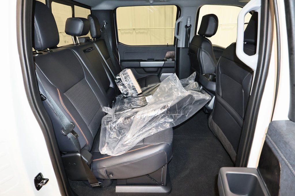 New 2025 Ford F350 Lariat w/ Lariat Ultimate Package image 15