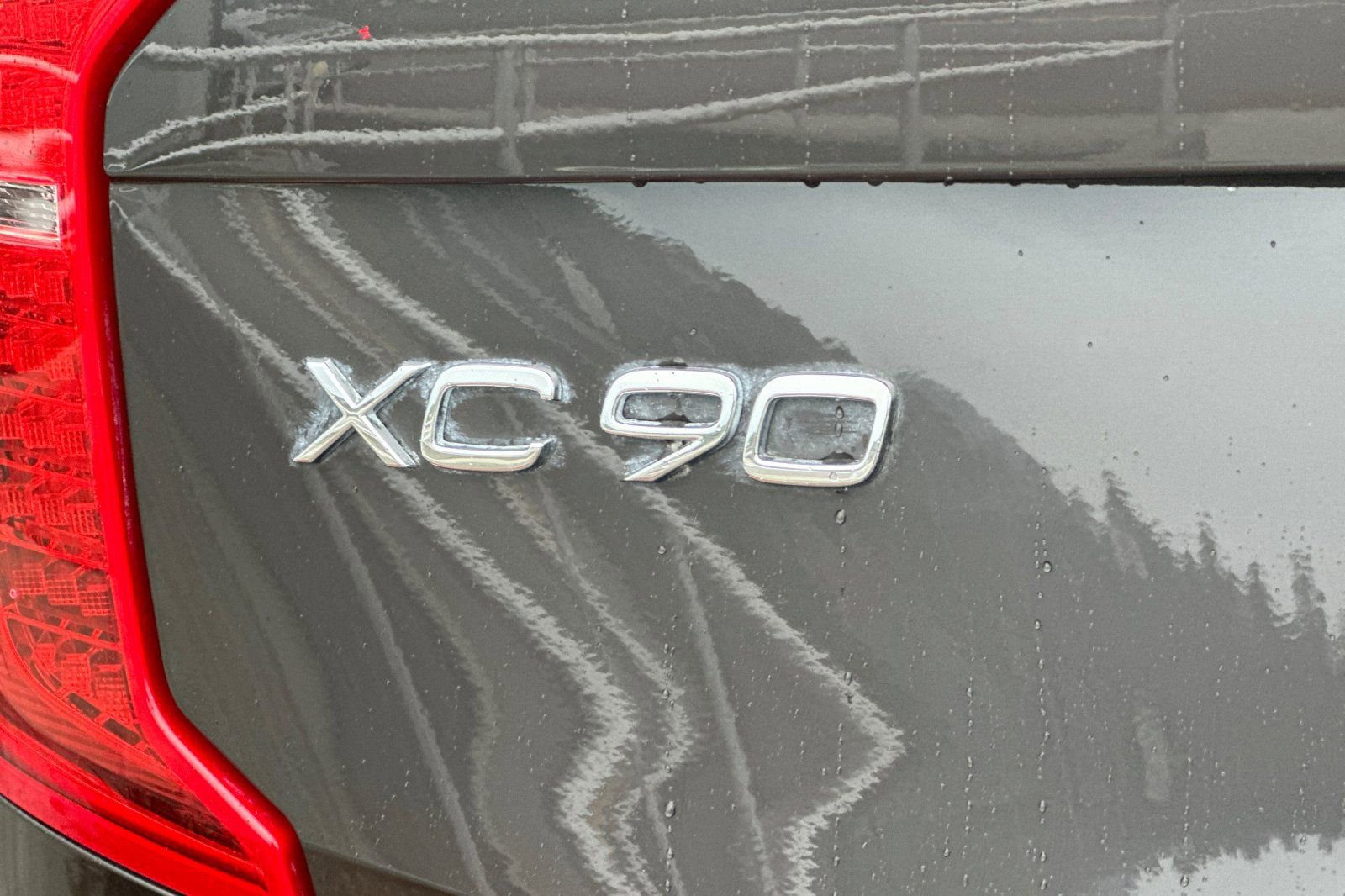 Used 2023 Volvo XC90 T8 Plus image 12