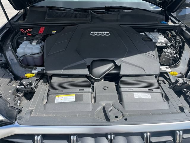 Used 2025 Audi Q7 3.0T Premium Plus AWD/4WD image 24