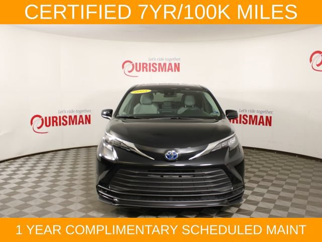 Used 2025 Toyota Sienna LE FWD image 19