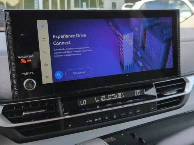 Certified 2025 Toyota Sienna XLE w/ XLE Plus Package AWD/4WD image 13