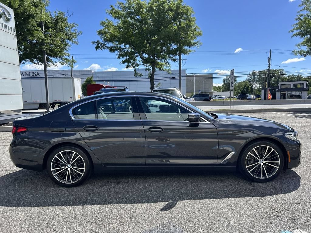 Used 2023 BMW 540i xDrive w/ Convenience Package AWD/4WD image 9