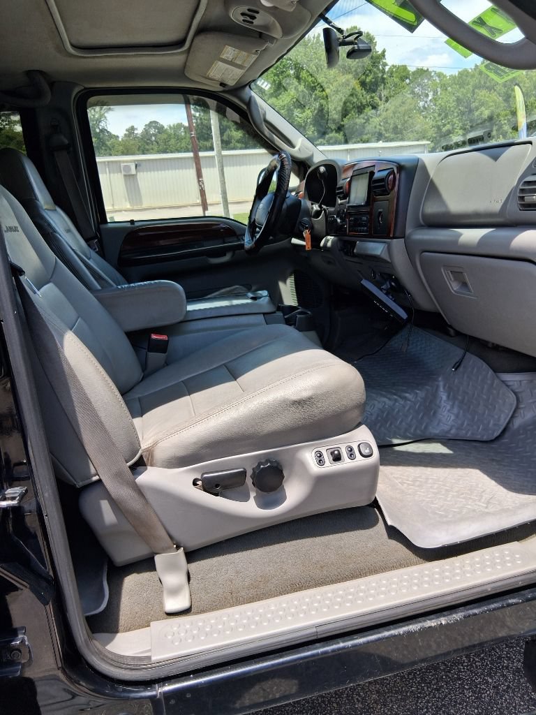 Used 2008 Ford F350 Lariat AWD/4WD image 16