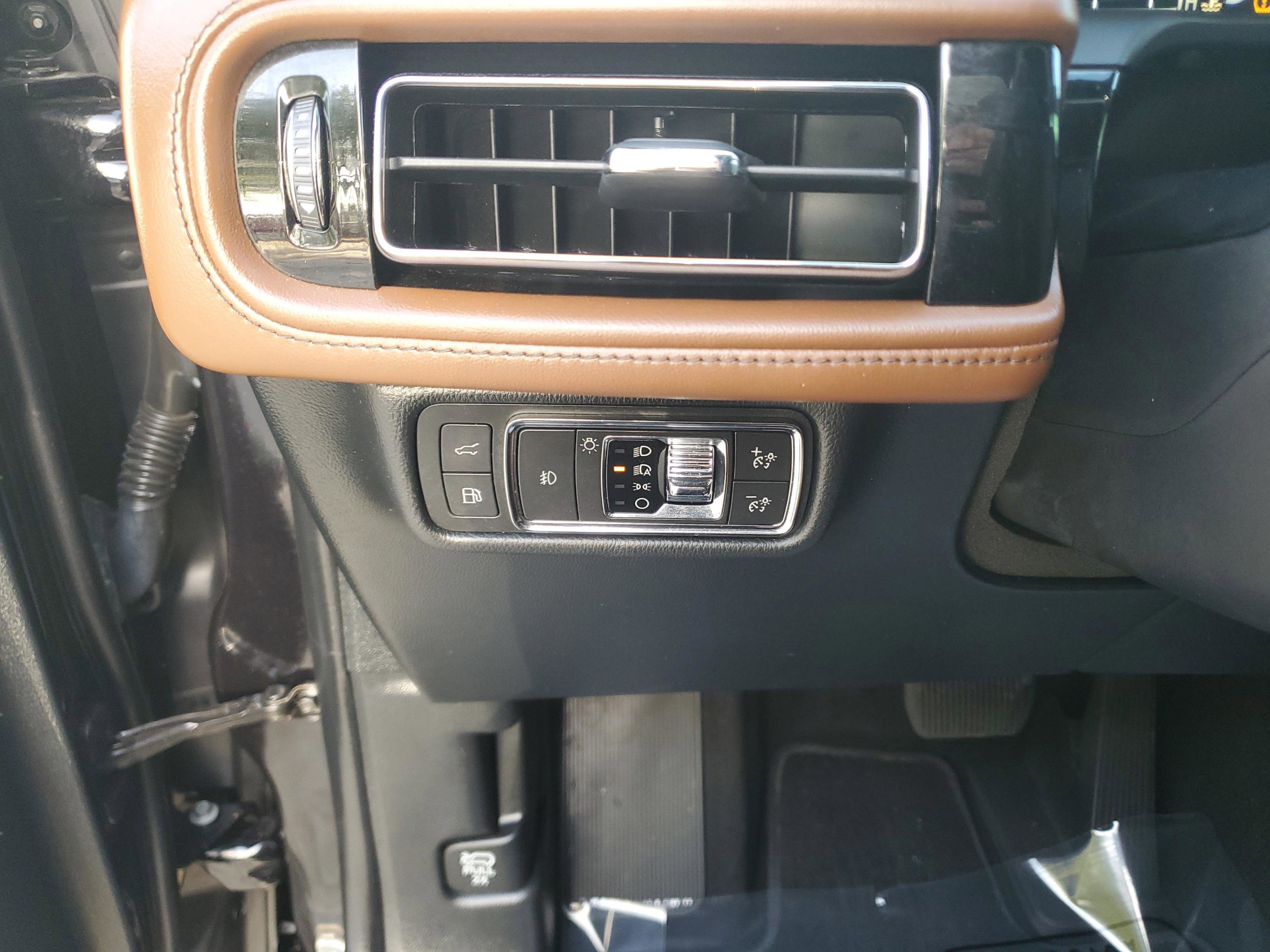 Used 2021 Lincoln Aviator Grand Touring w/ Equipment Group 302A image 29