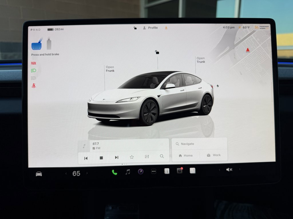 Used 2025 Tesla Model 3 Long Range image 17