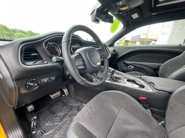 Used 2017 Dodge Challenger R/T Plus RWD image 8