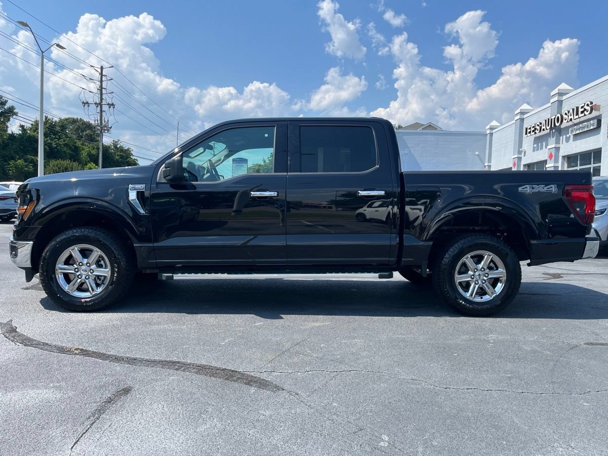 Used 2025 Ford F150 XLT w/ Equipment Group 301A Standard AWD/4WD image 4