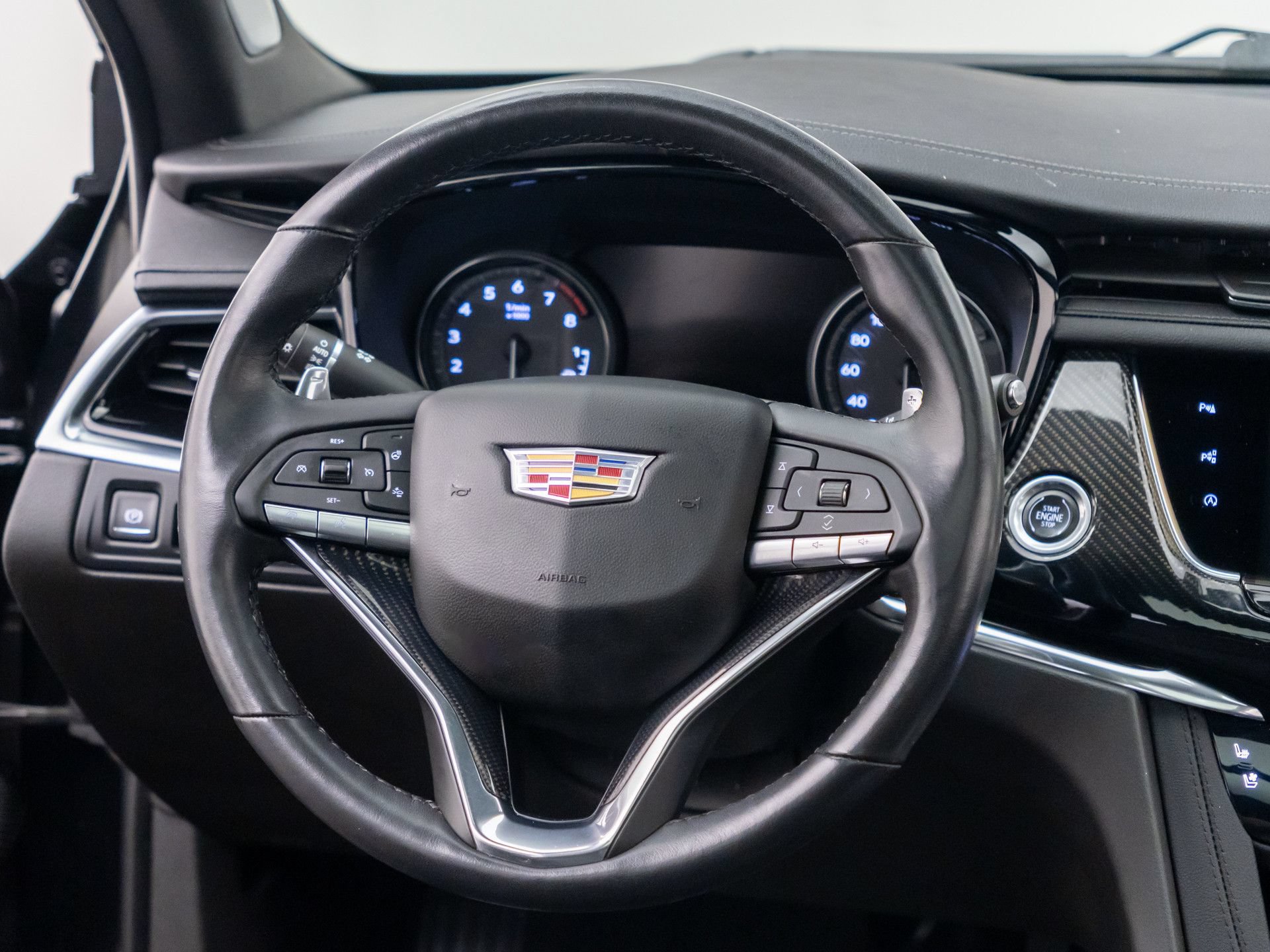 Certified 2024 Cadillac XT6 Sport w/ Technology Package AWD/4WD image 13