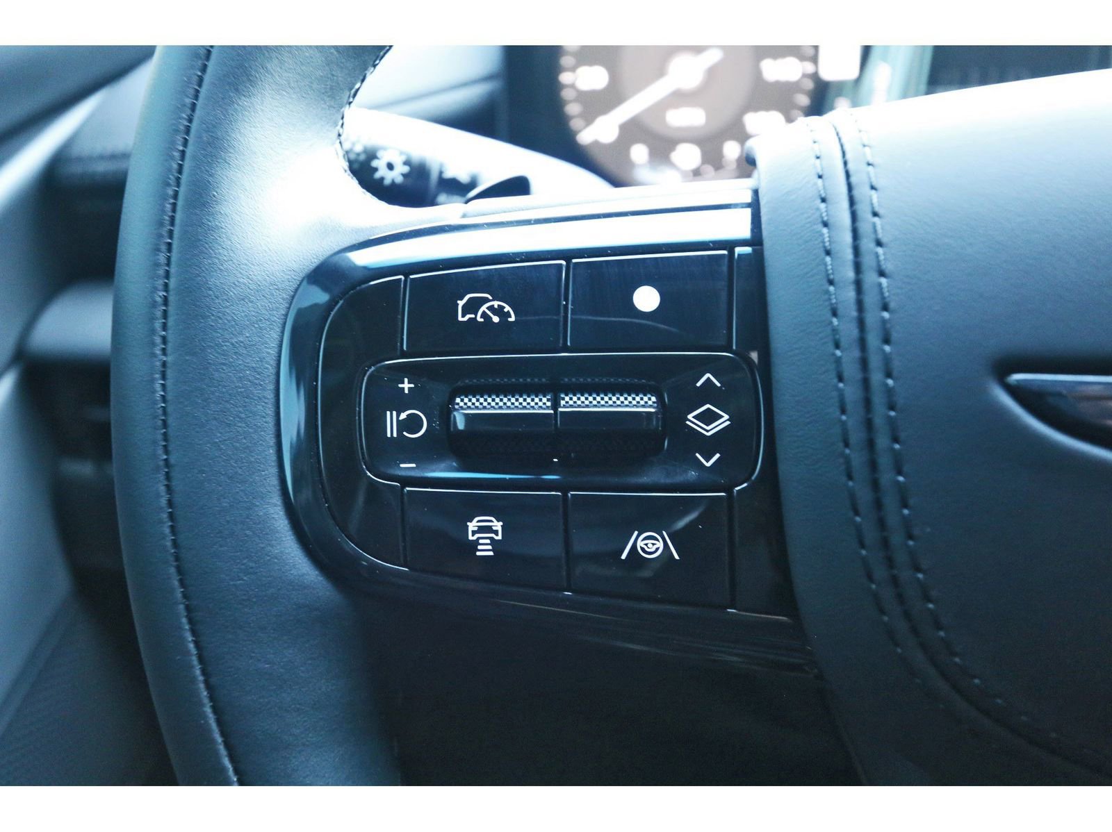 Used 2026 Genesis G80 3.5T Prestige image 17