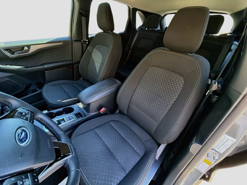 Used 2024 Ford Escape Active w/ Tech Pack #1 AWD/4WD image 23