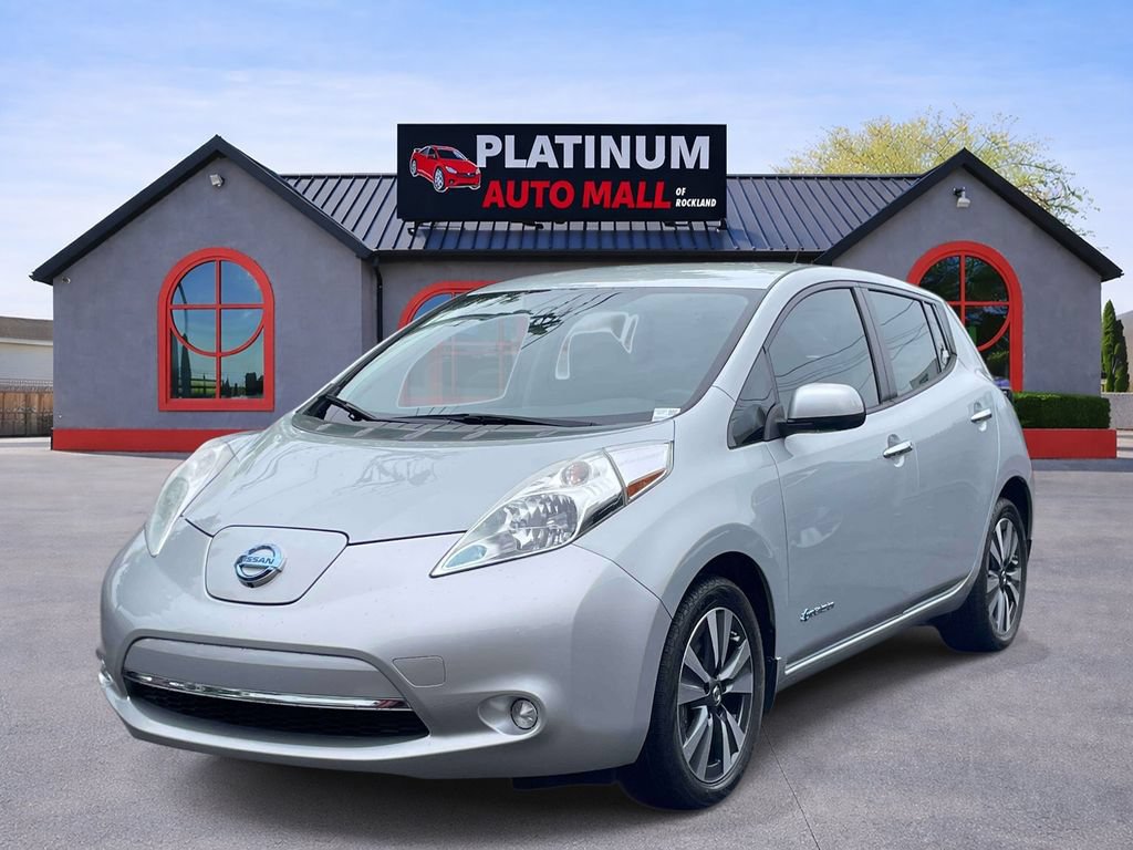 Used 2016 Nissan Leaf SV w/ Premium Package FWD image 3