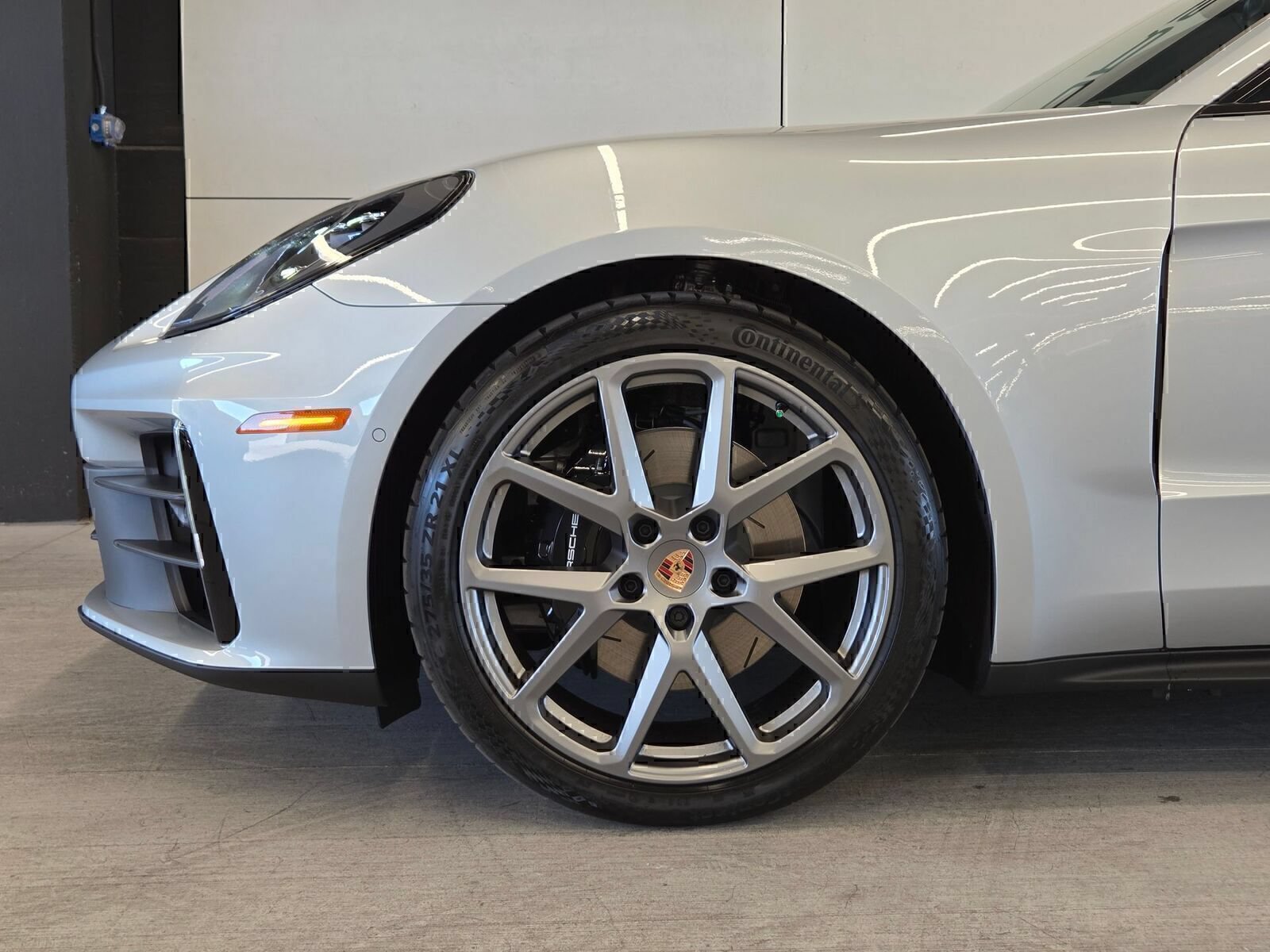 Certified 2026 Porsche Panamera RWD image 9