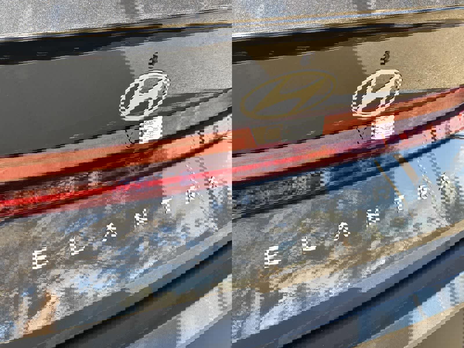 Certified 2025 Hyundai Elantra SEL image 27