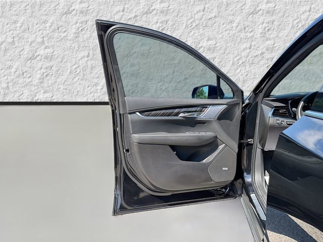 Used 2024 Cadillac XT6 Premium Luxury w/ Technology Package image 24