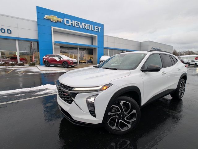 Used 2024 Chevrolet Trax RS w/ Driver Confidence Package image 27