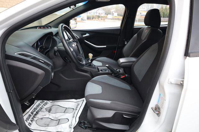 Used 2014 Ford Focus ST FWD image 13