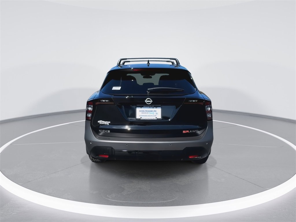New 2026 Nissan Kicks SR w/ SR Premium Package image 7