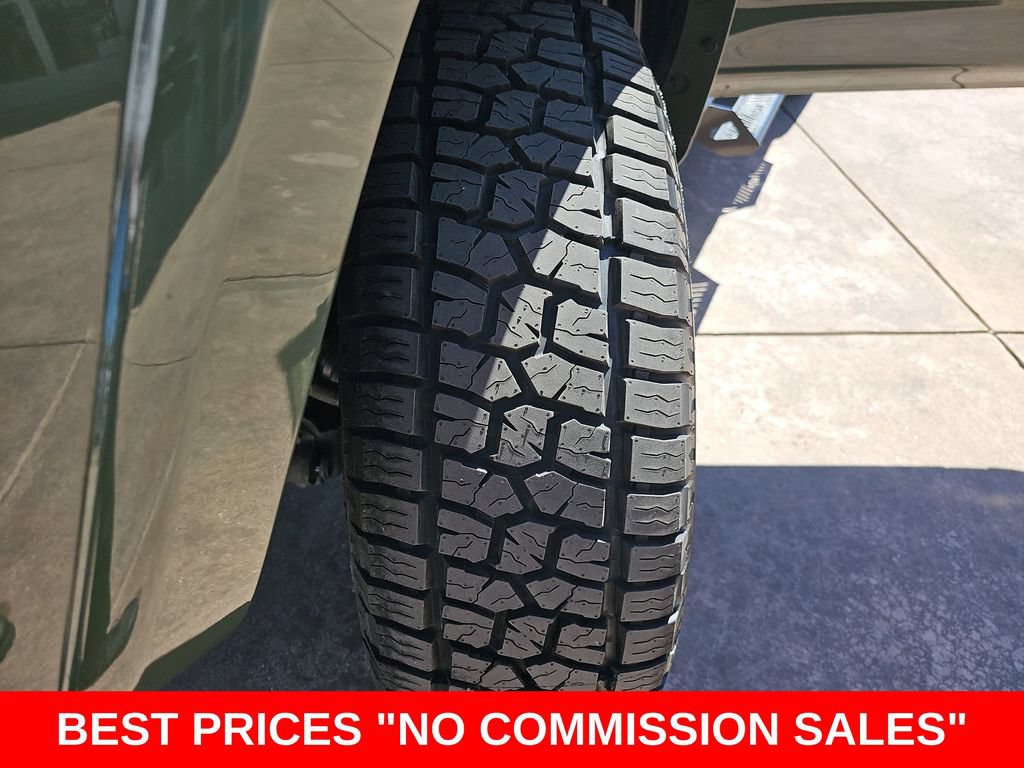 Used 2022 Toyota 4Runner TRD Off-Road Premium w/ TRD Black Wheel Package (TMS) AWD/4WD image 34
