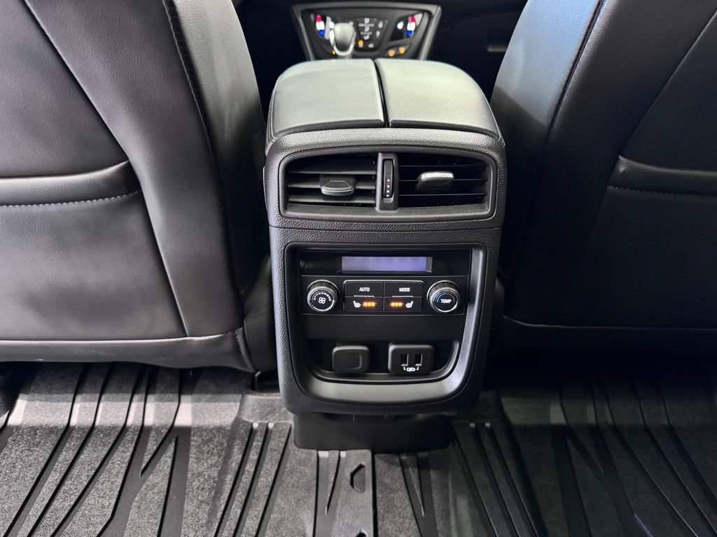 Certified 2019 Buick Envision Premium AWD/4WD image 28