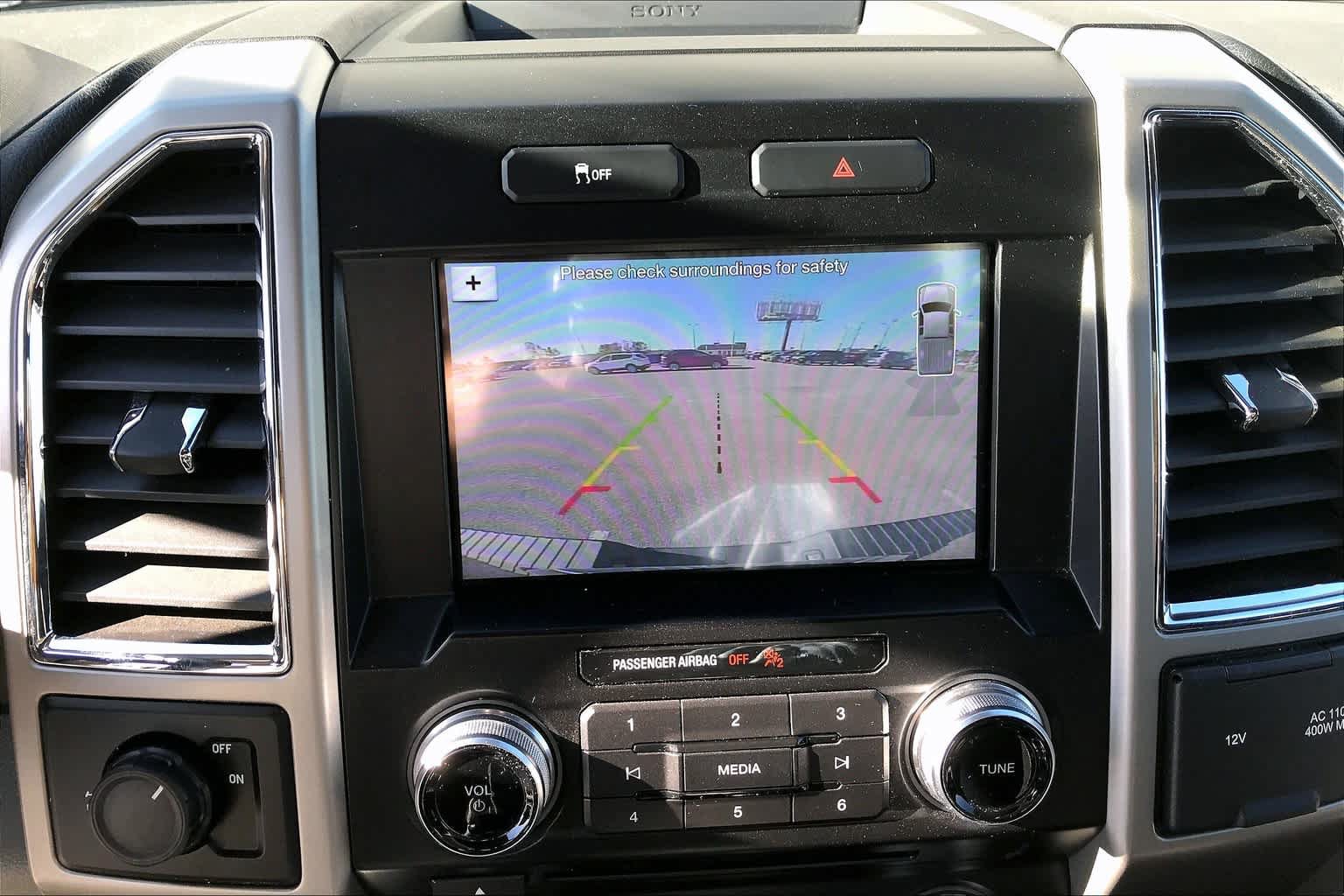 Used 2017 Ford F150 Lariat RWD image 25