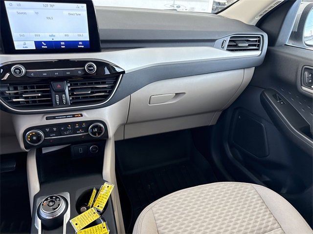 Used 2020 Ford Escape SE image 14