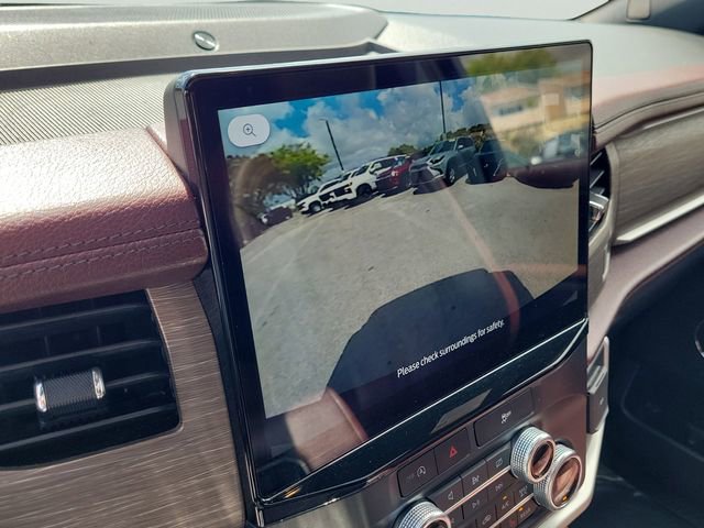 Used 2023 Ford Expedition Limited image 31