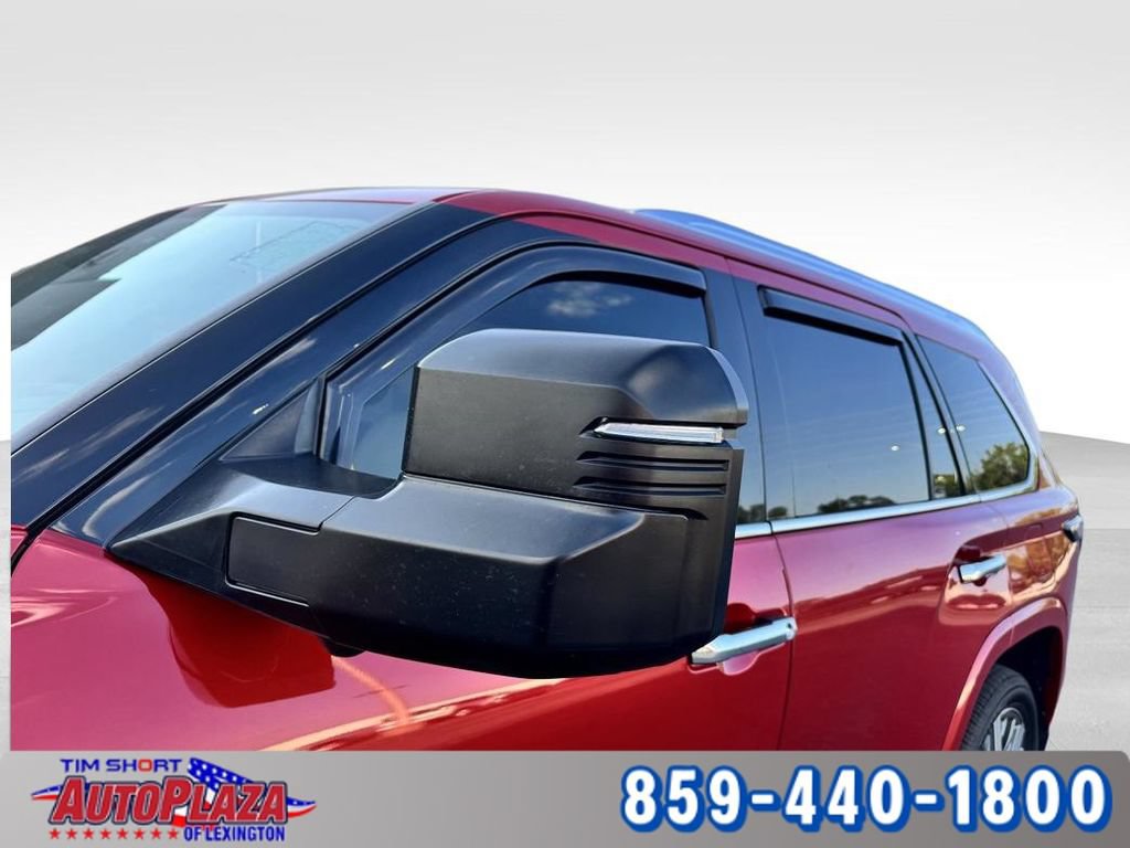 Used 2023 Toyota Sequoia Capstone AWD/4WD image 21