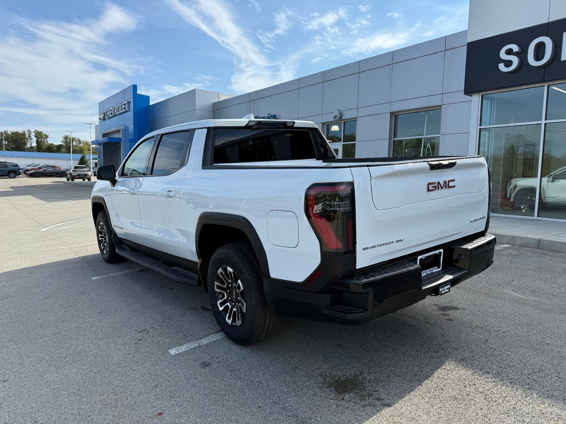 New 2026 GMC Sierra EV Elevation image 3