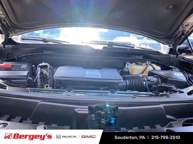 Used 2022 GMC Yukon AT4 w/ Max Trailering Package AWD/4WD image 33