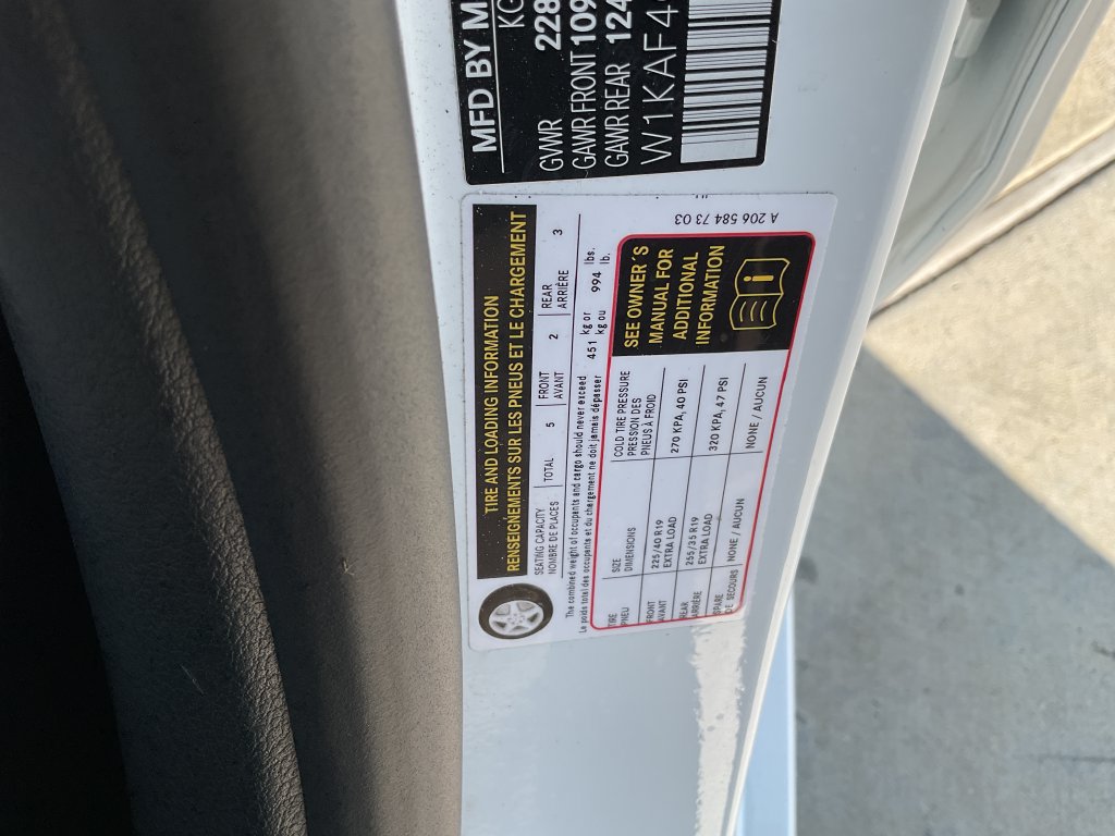 Used 2024 Mercedes-Benz C 300 Sedan image 33