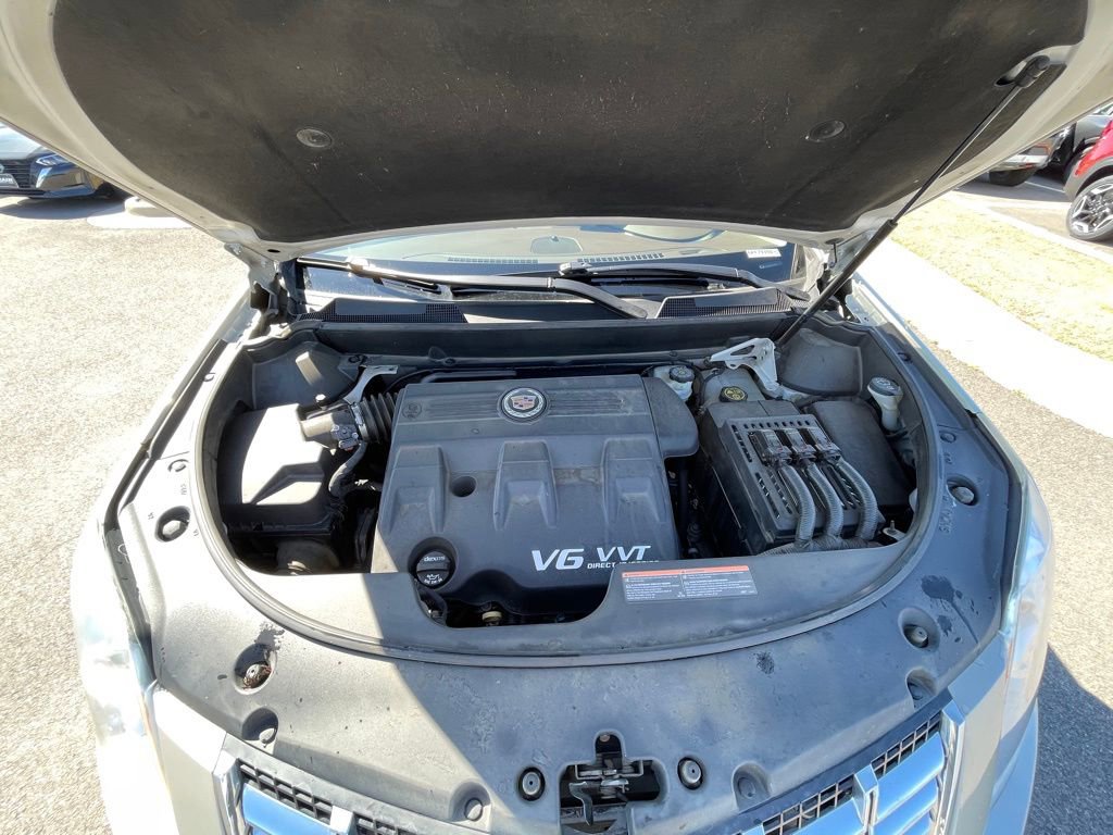 Used 2014 Cadillac SRX Luxury w/ Driver Awareness Package image 30