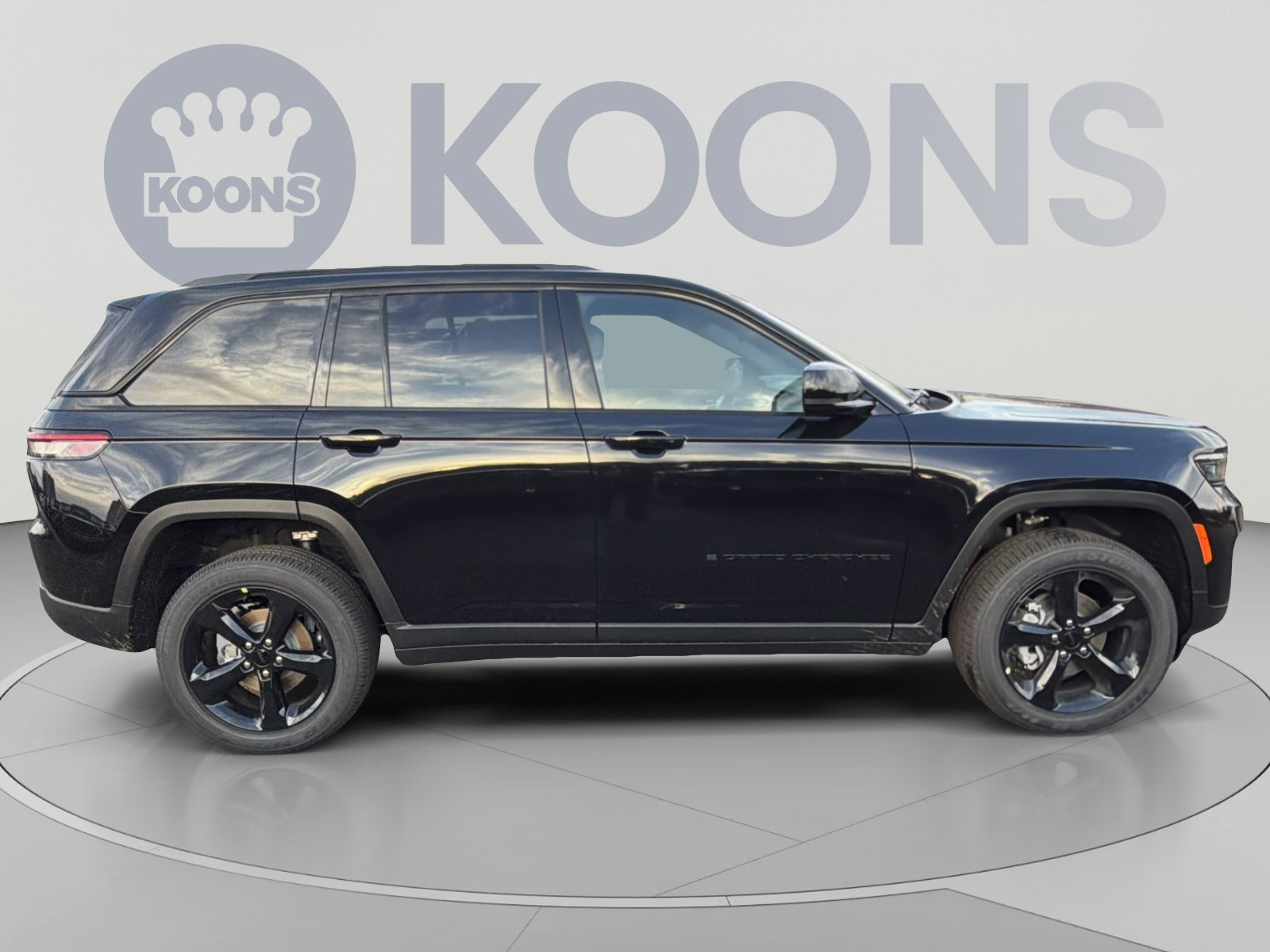 New 2025 Jeep Grand Cherokee Altitude AWD/4WD image 8